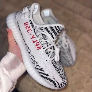 Yeezy Boost 350 Zebra